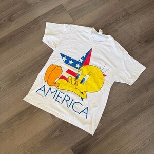 VINTAGE 1996 Looney Tunes Tee